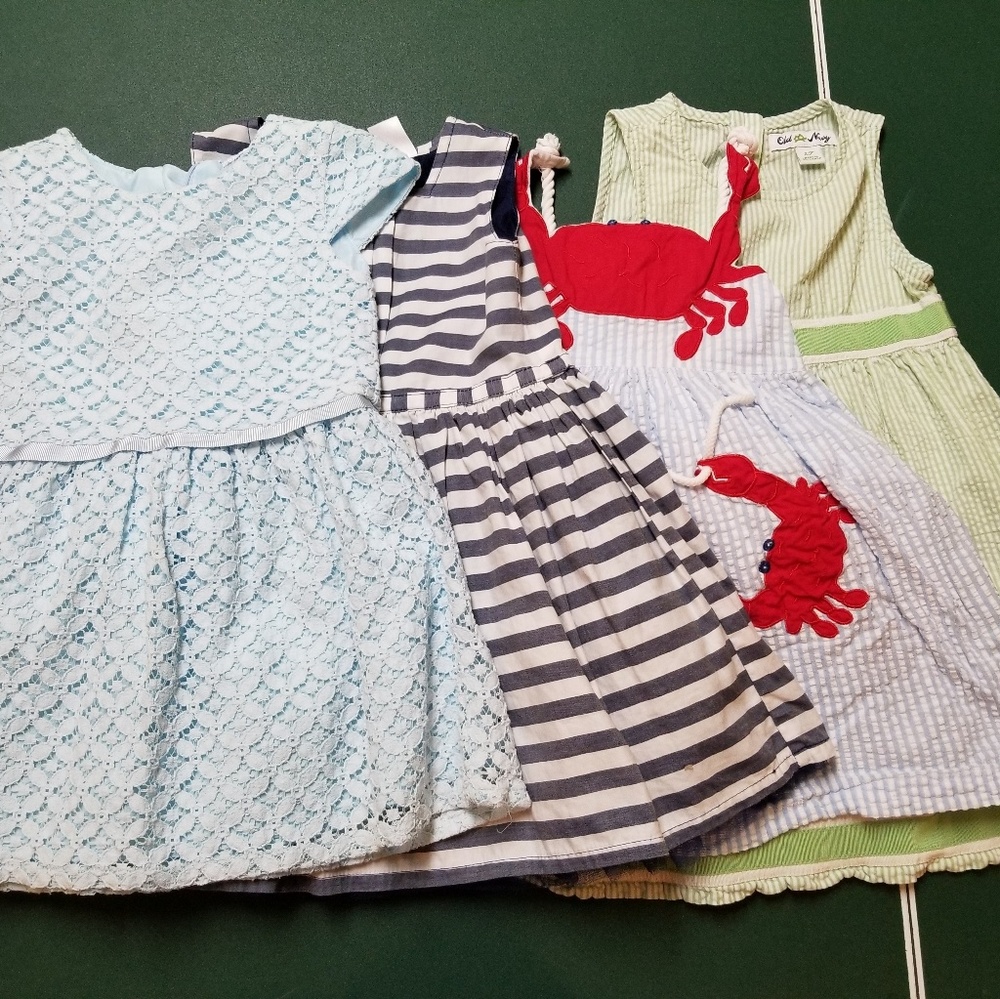 Bundle of girls dresses for 2T